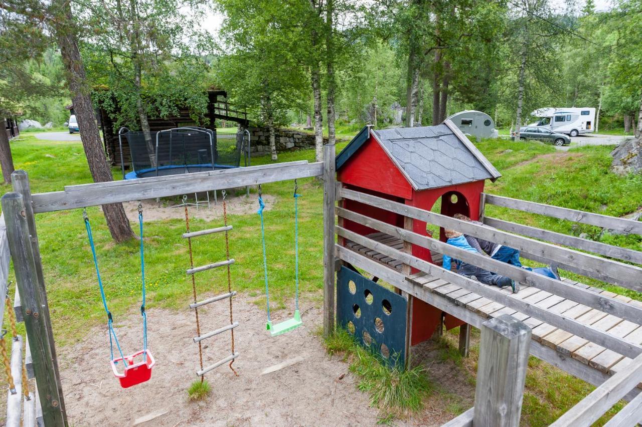 Amot  Groven Camping & Hyttegrend מראה חיצוני תמונה